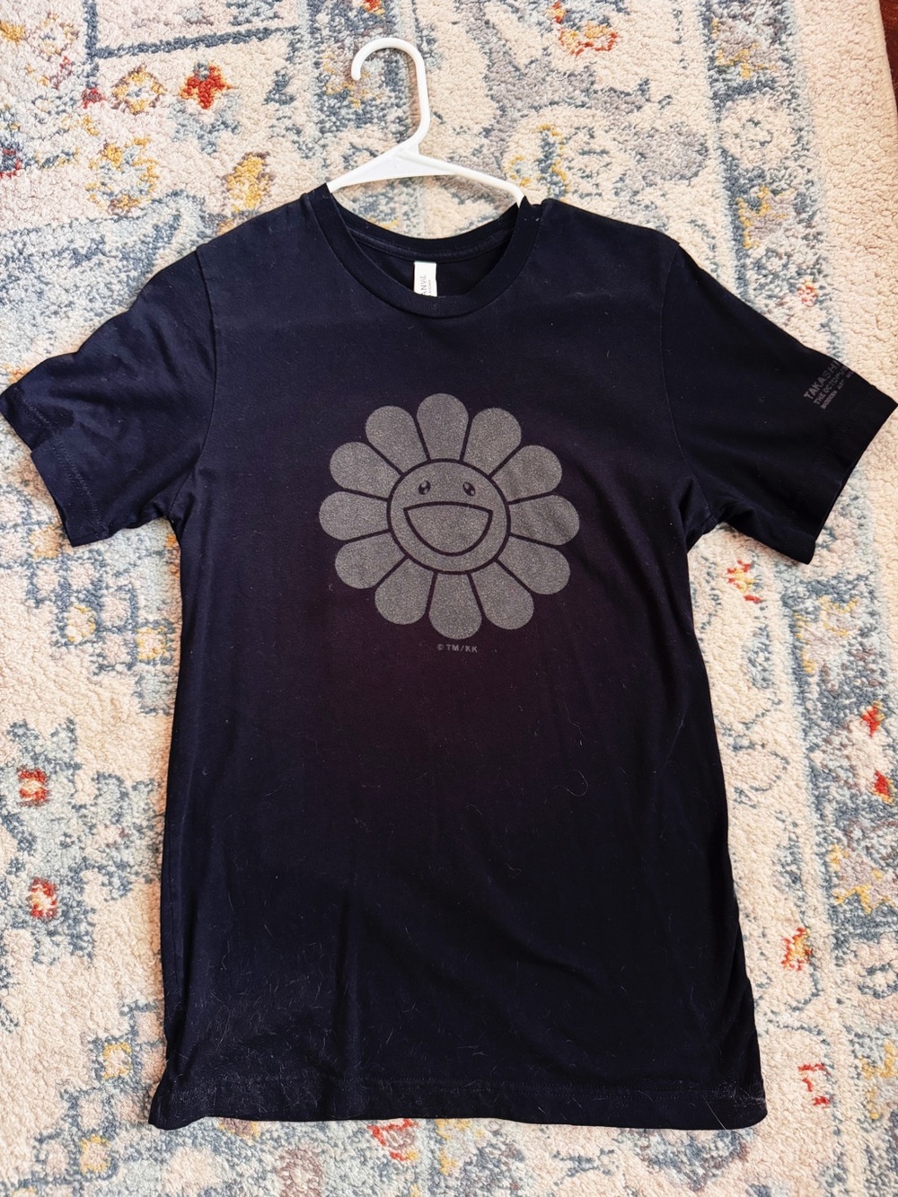Takashi Murakami
RARE Small unisex TRIPLE BLACK FLOWER TEE T SHIRT OCTOPUS EATS